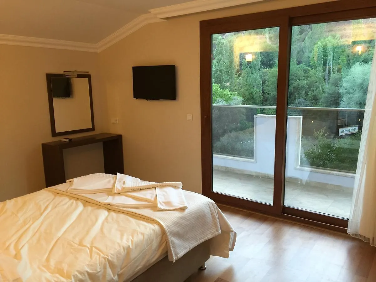Yuvarlakcay Cinar Butik Hotel Koycegiz