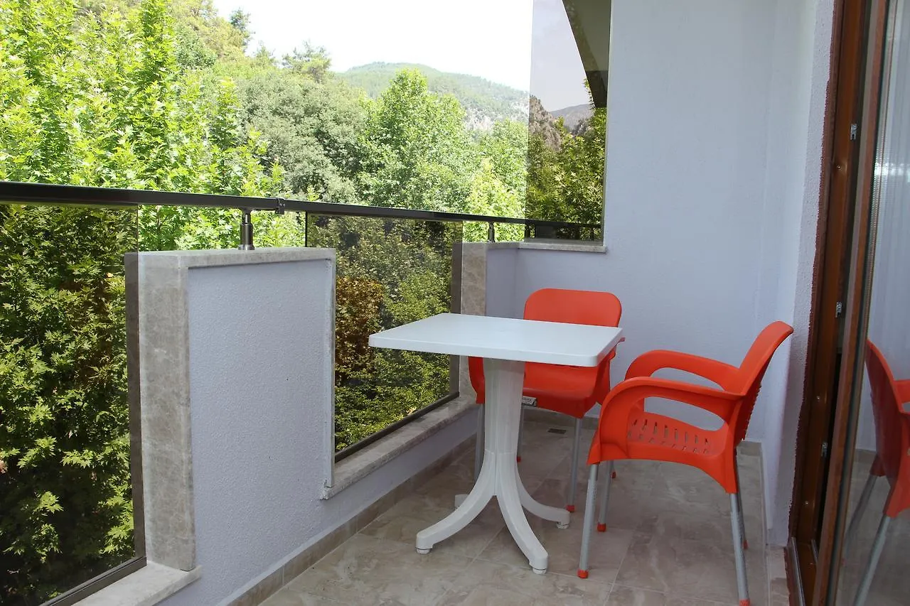 Yuvarlakcay Cinar Butik Hotel Koycegiz